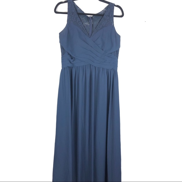Dresses & Skirts - Navy blue bridesmaid dress Q10